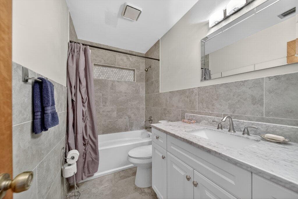2097 SE Mantua Street, Port St. Lucie, FL 34952 15
