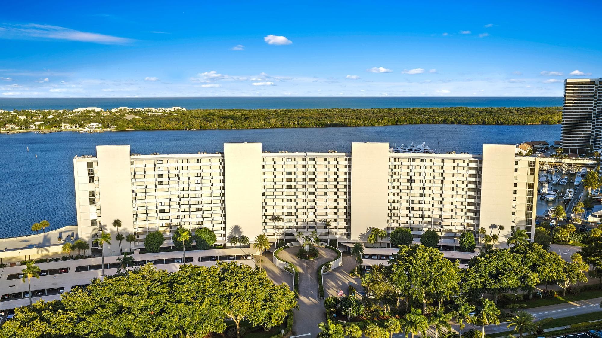 124 Lakeshore Drive 9290, North Palm Beach, FL 33408 33