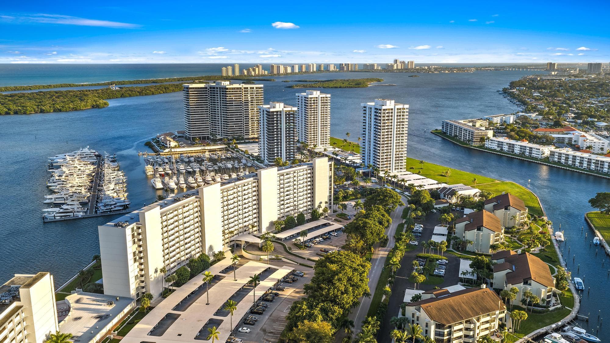 124 Lakeshore Drive 9290, North Palm Beach, FL 33408 37