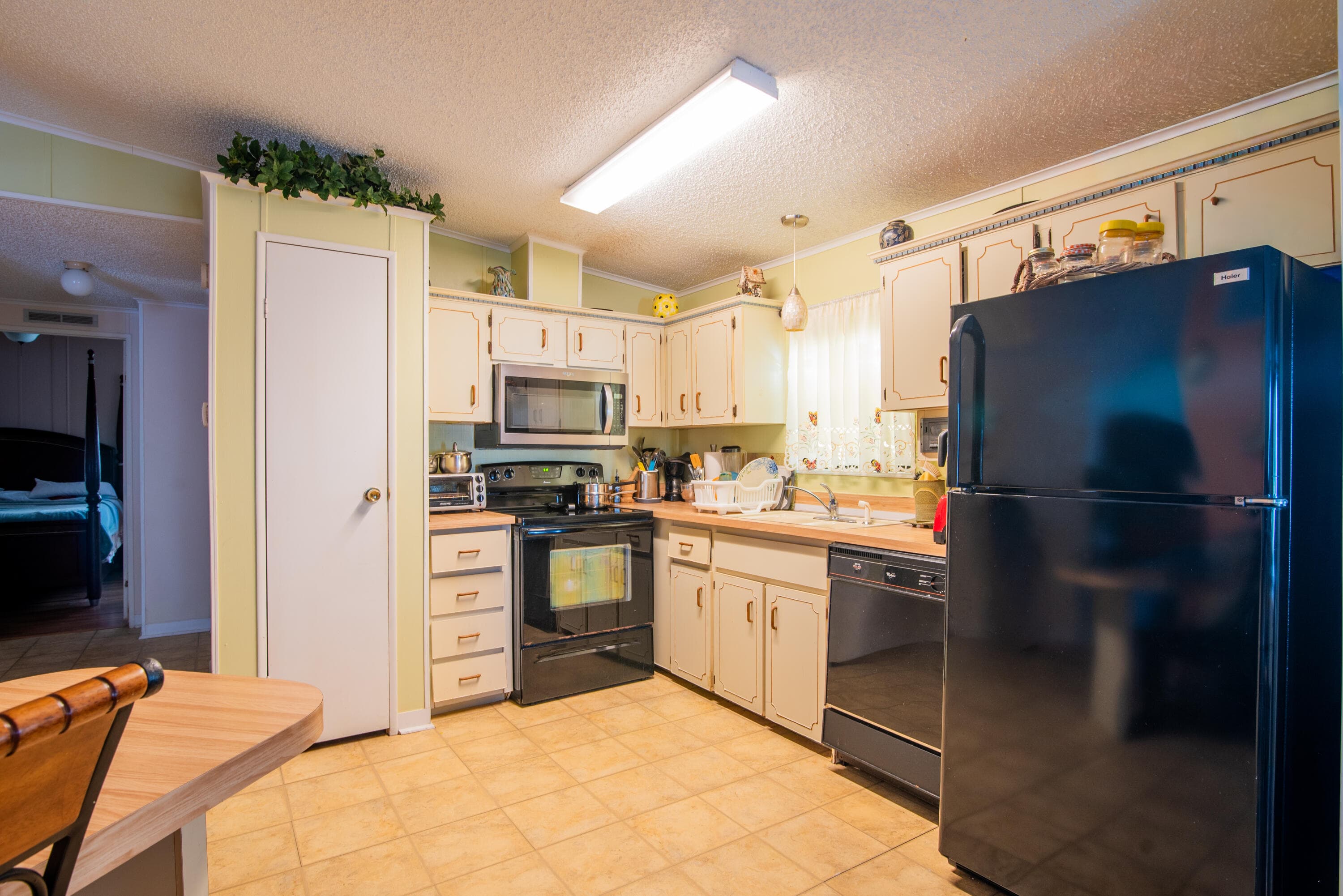 14 Jacaranda Lane, Port St. Lucie, FL 34952 16
