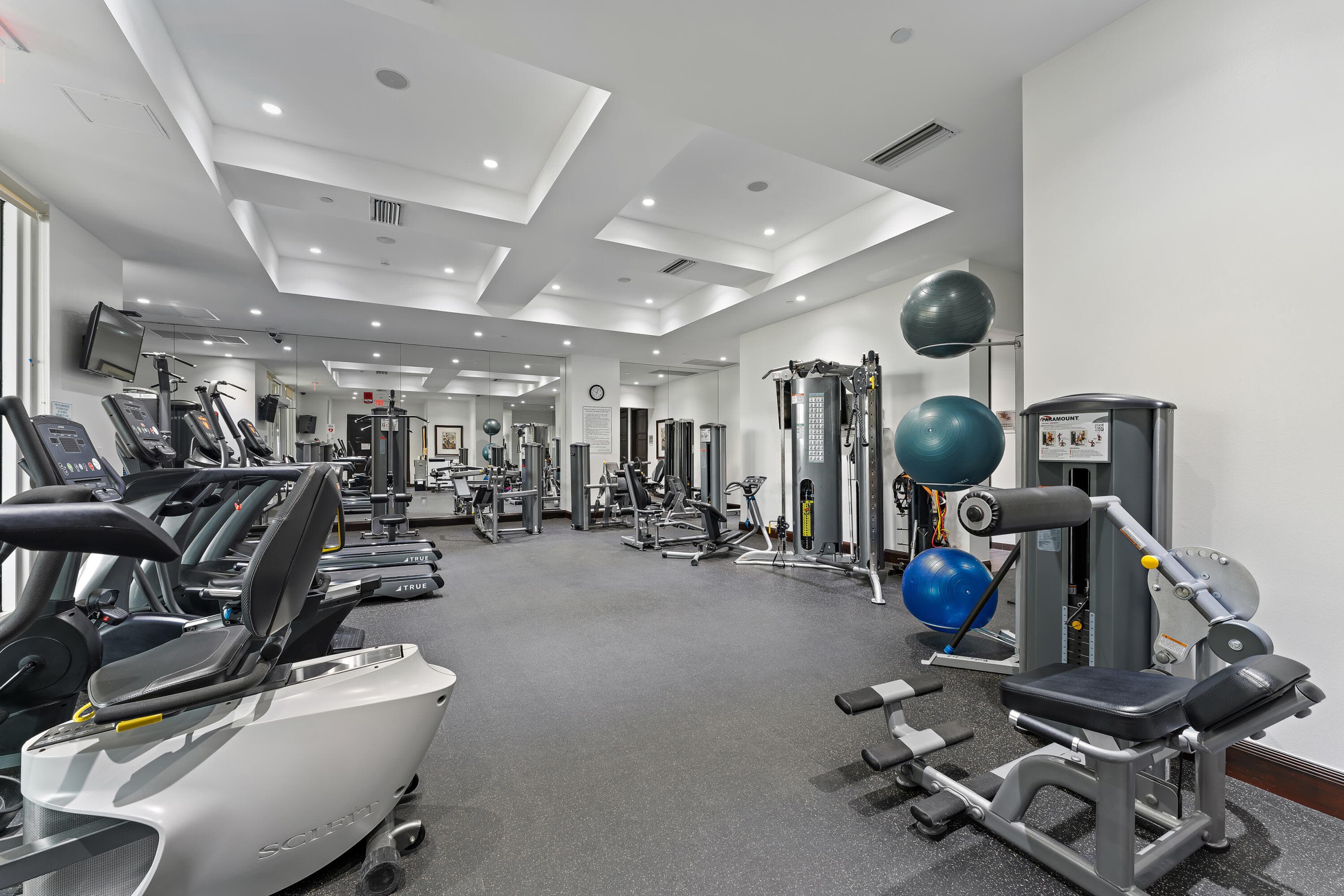 5050 N Ocean Drive 703, Singer Island, FL 33404 60