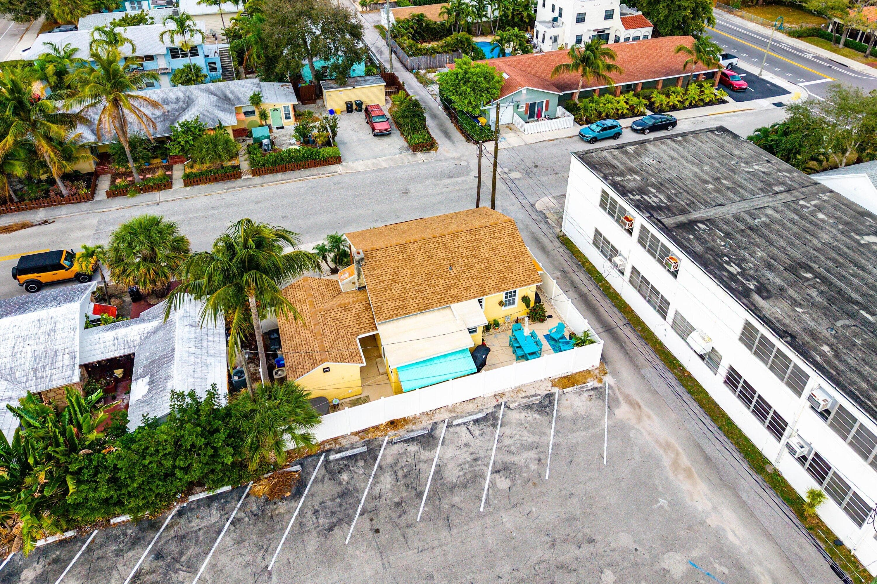 411 3rd Avenue N, Lake Worth Beach, FL 33460 30