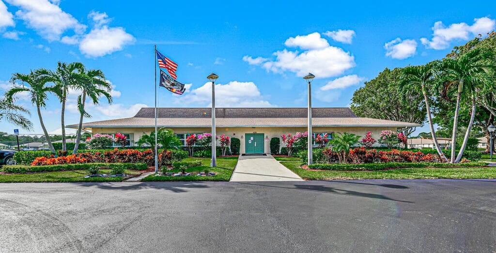 5392 Lakefront Boulevard A, Delray Beach, FL 33484 33