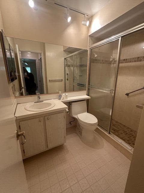 3625 La Aires Court B2, Greenacres, FL 33463 8