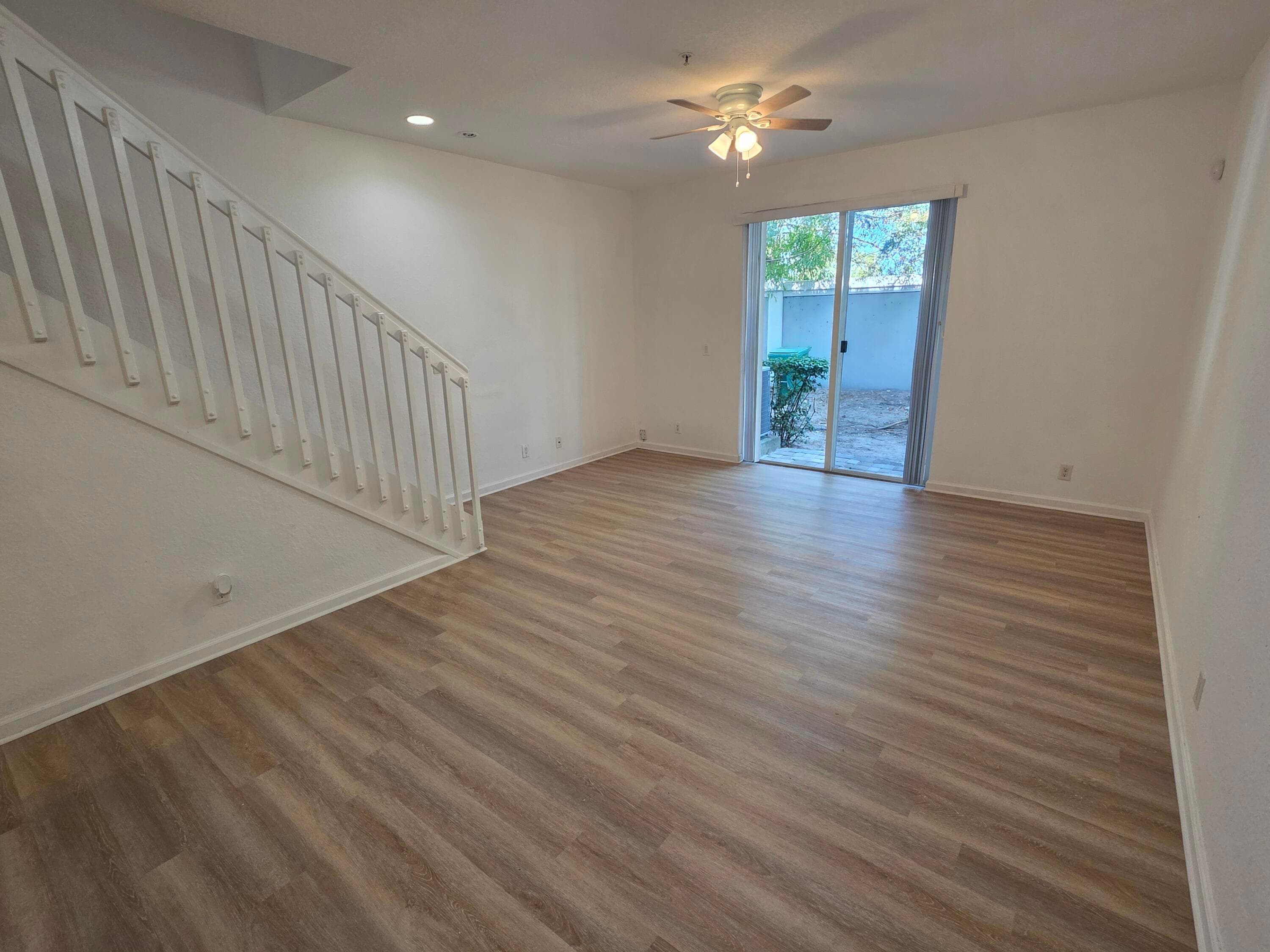 3589 NW 14th Court S 3589, Lauderhill, FL 33311 5