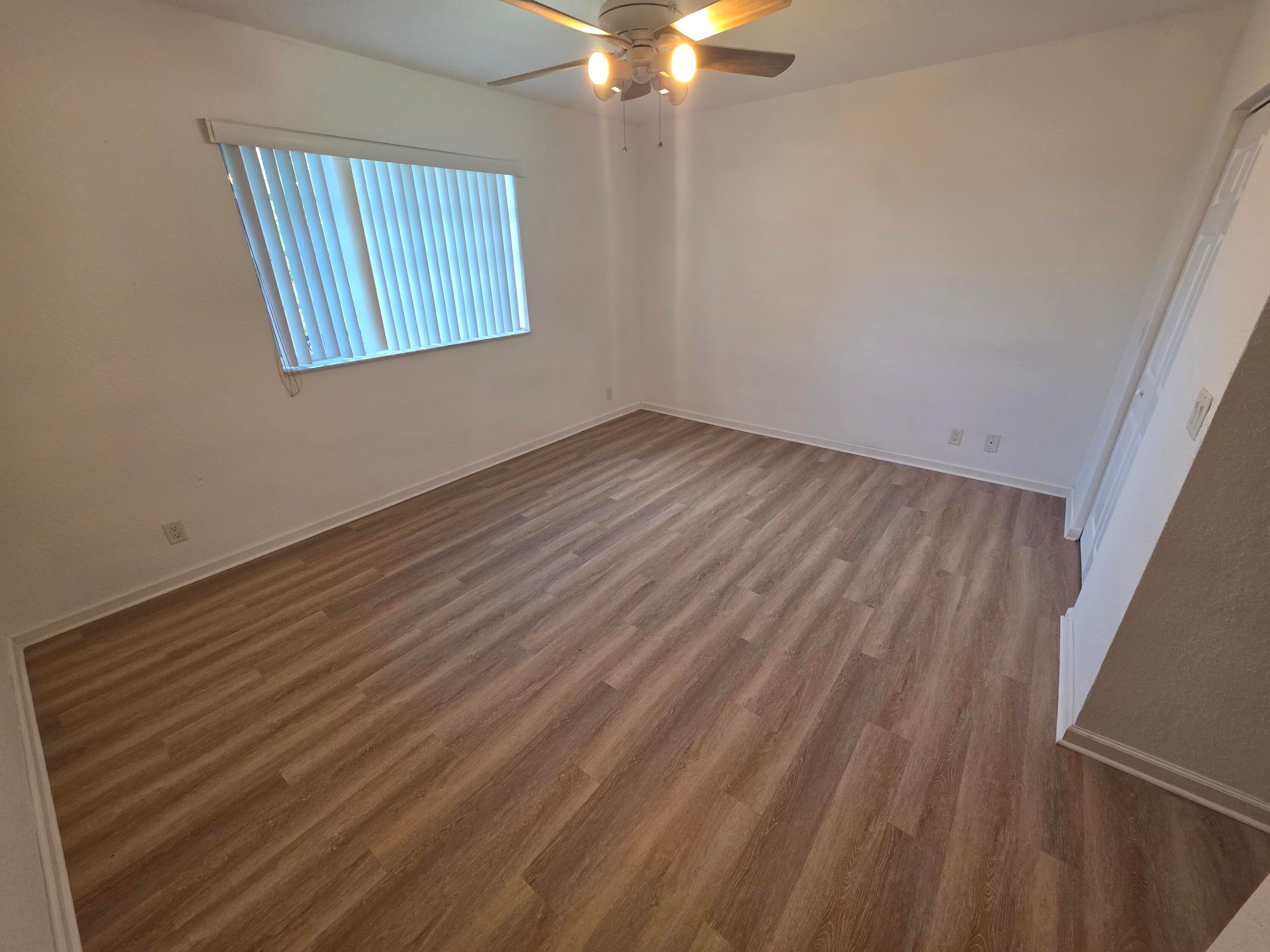 3589 NW 14th Court S 3589, Lauderhill, FL 33311 17