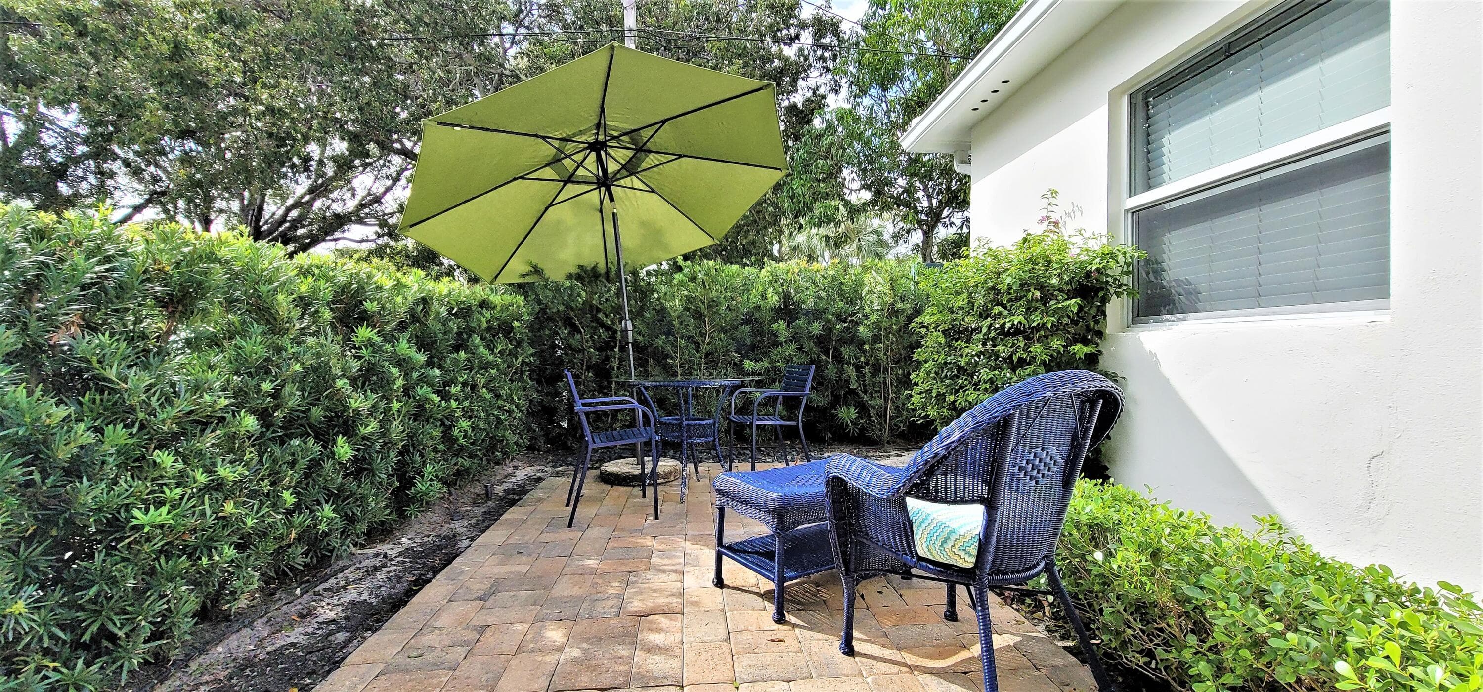 403 32nd Street, West Palm Beach, FL 33407 13