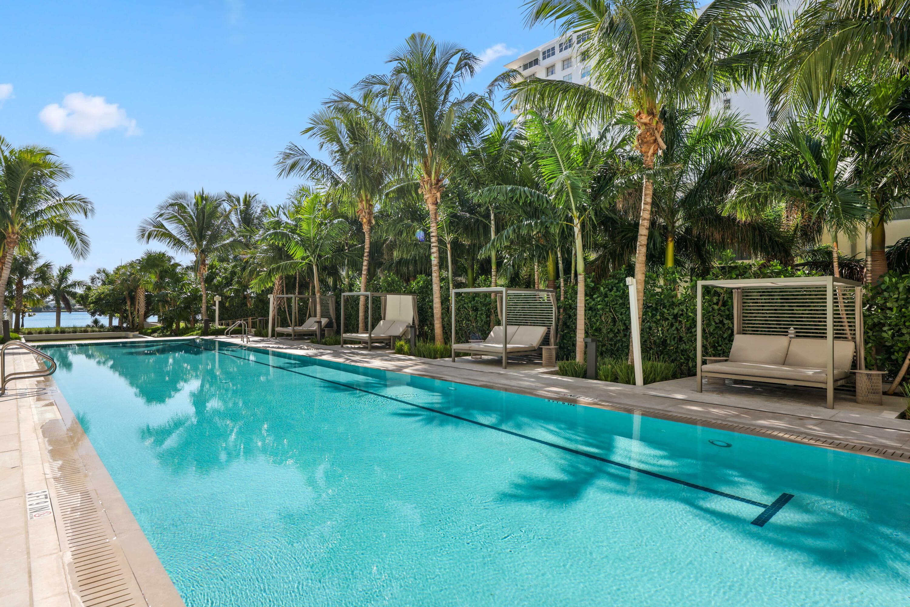 200 Arkona Court 1002, West Palm Beach, FL 33401 32
