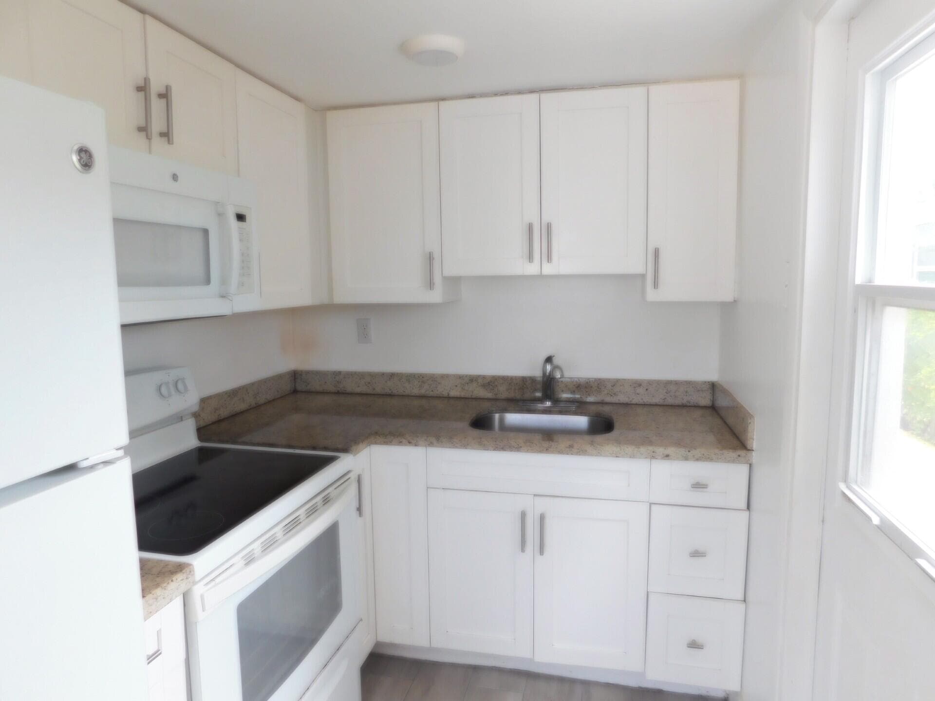 825 NE 6th Street 1-7, Fort Lauderdale, FL 33304 26