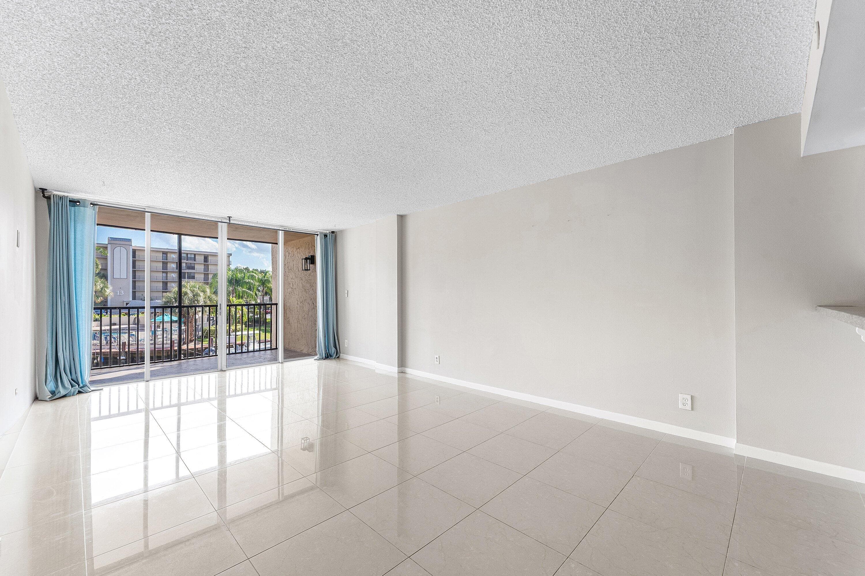 10 Royal Palm Way 203, Boca Raton, FL 33432 14