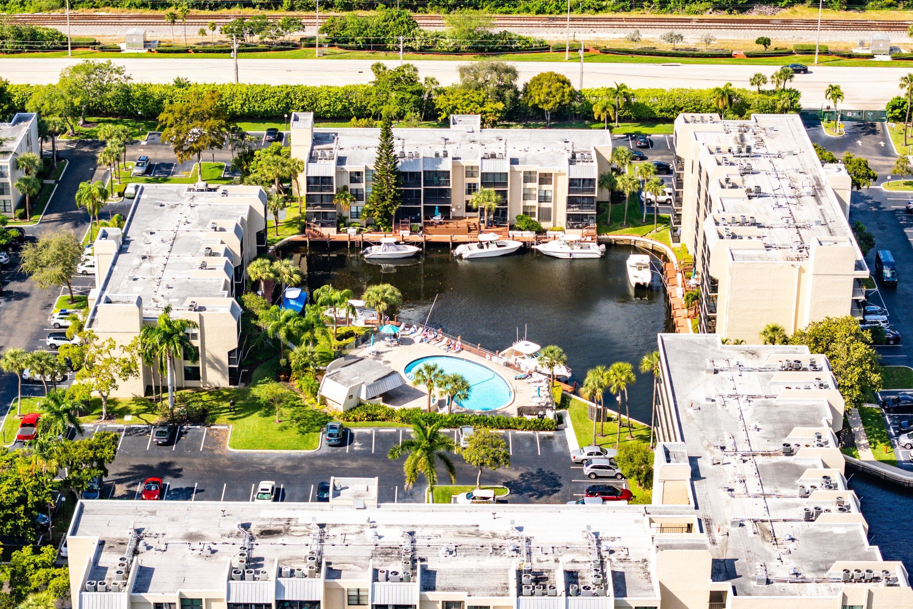 10 Royal Palm Way 203, Boca Raton, FL 33432 45