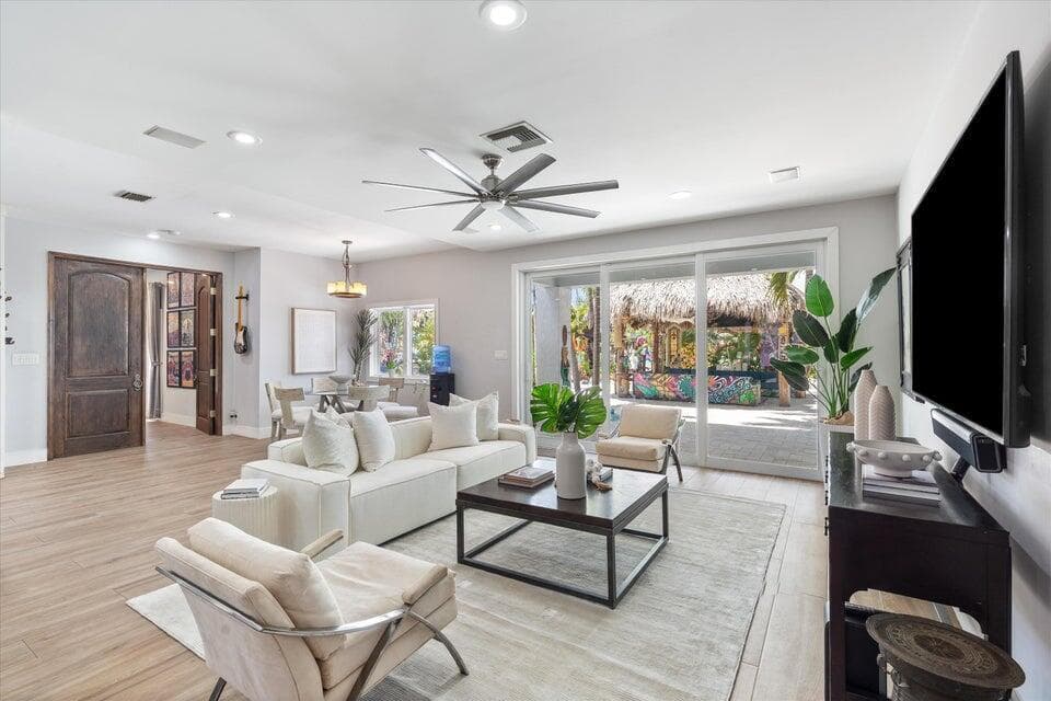 2311 NE 47th Street, Lighthouse Point, FL 33064 26