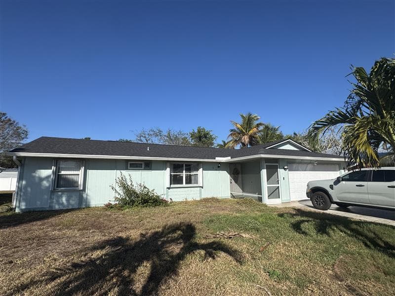 607 SE Dean Terrace, Port St. Lucie, FL 34984