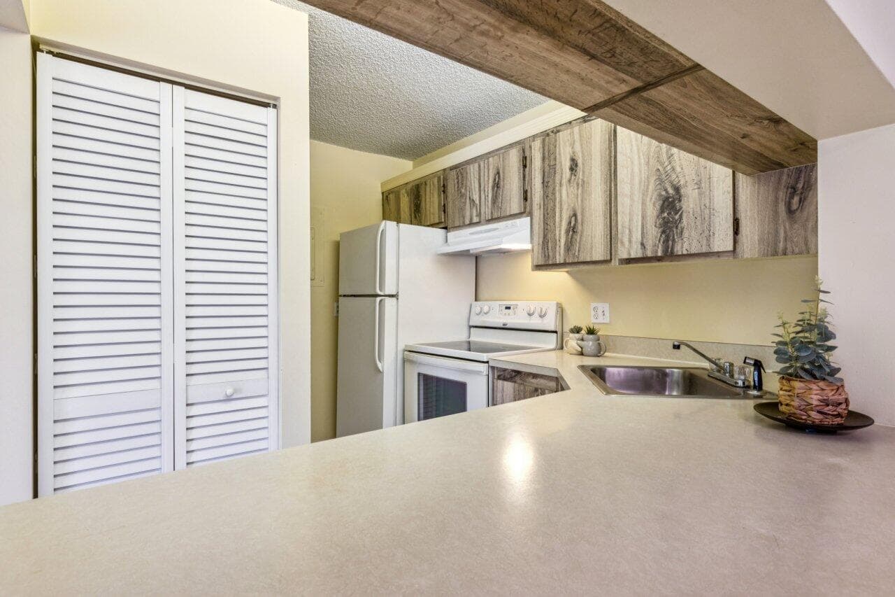 618 Sea Pine Way A2, Greenacres, FL 33415 12