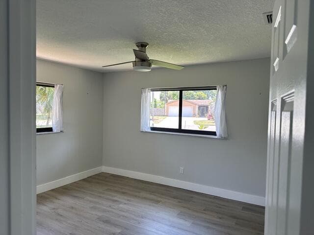 907 SE Lake Street, Stuart, FL 34994 7