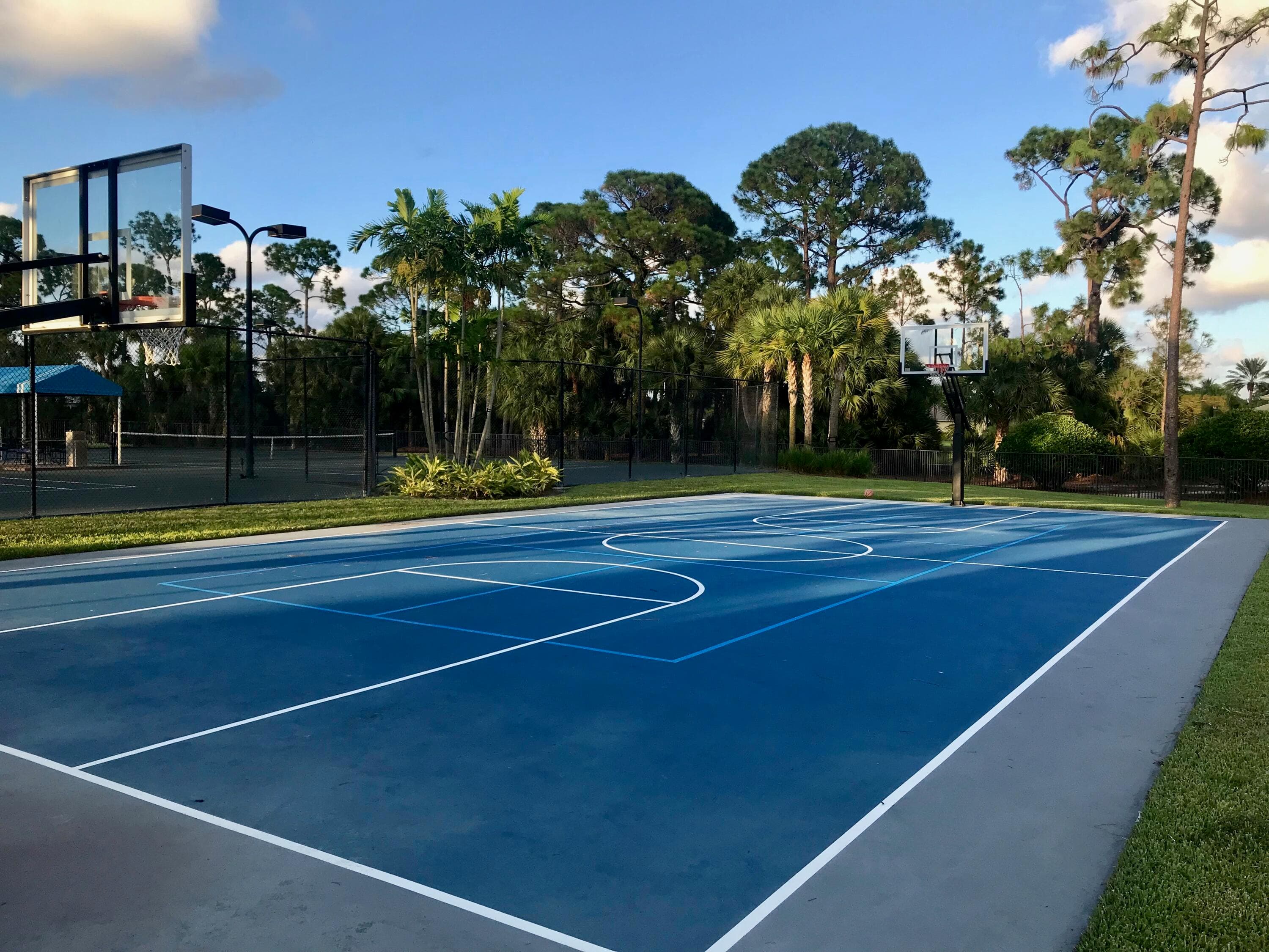 1020 Lytham Court, West Palm Beach, FL 33411 35