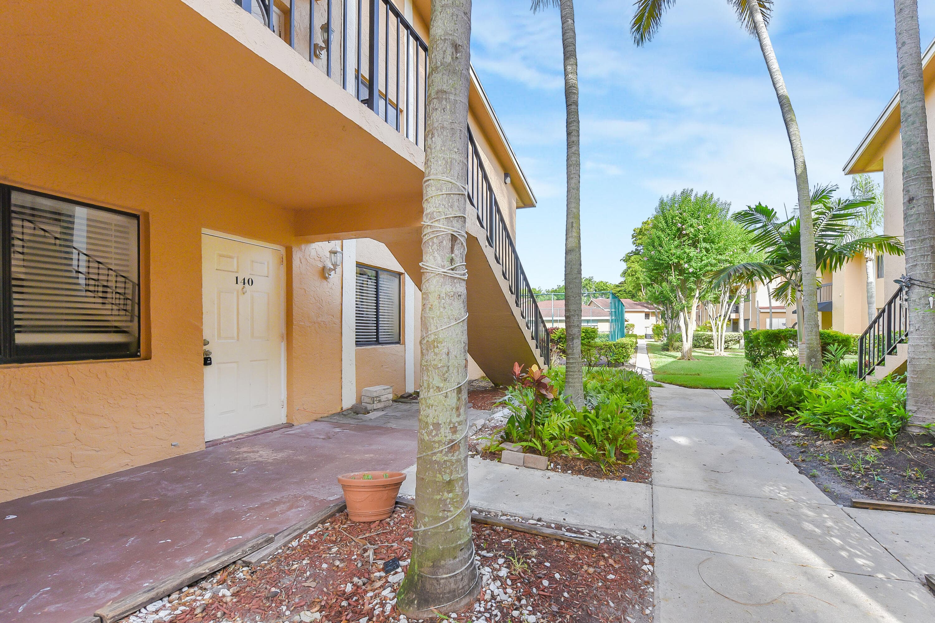 6053 10th 140 Avenue N 140, Greenacres, FL 33463 6