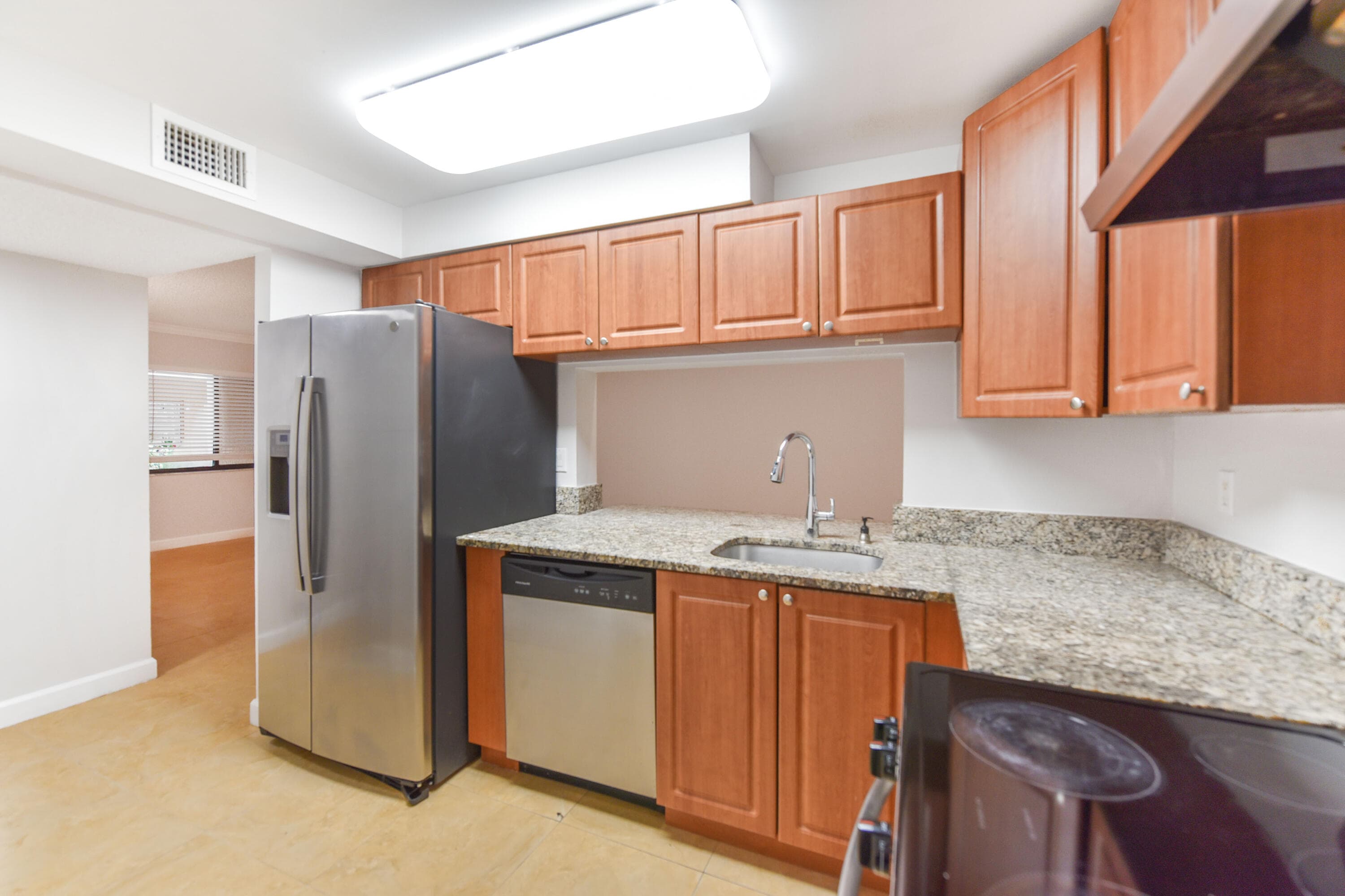 6053 10th 140 Avenue N 140, Greenacres, FL 33463 5