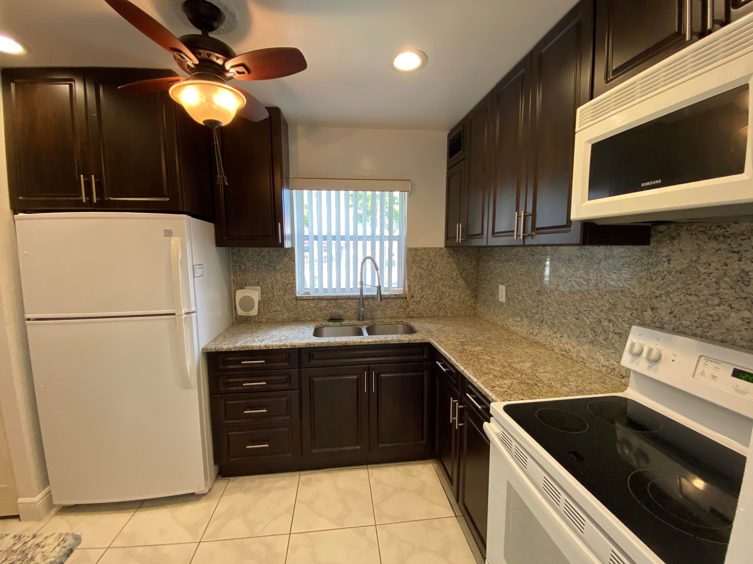 138 Lake Frances Drive, West Palm Beach, FL 33411 2