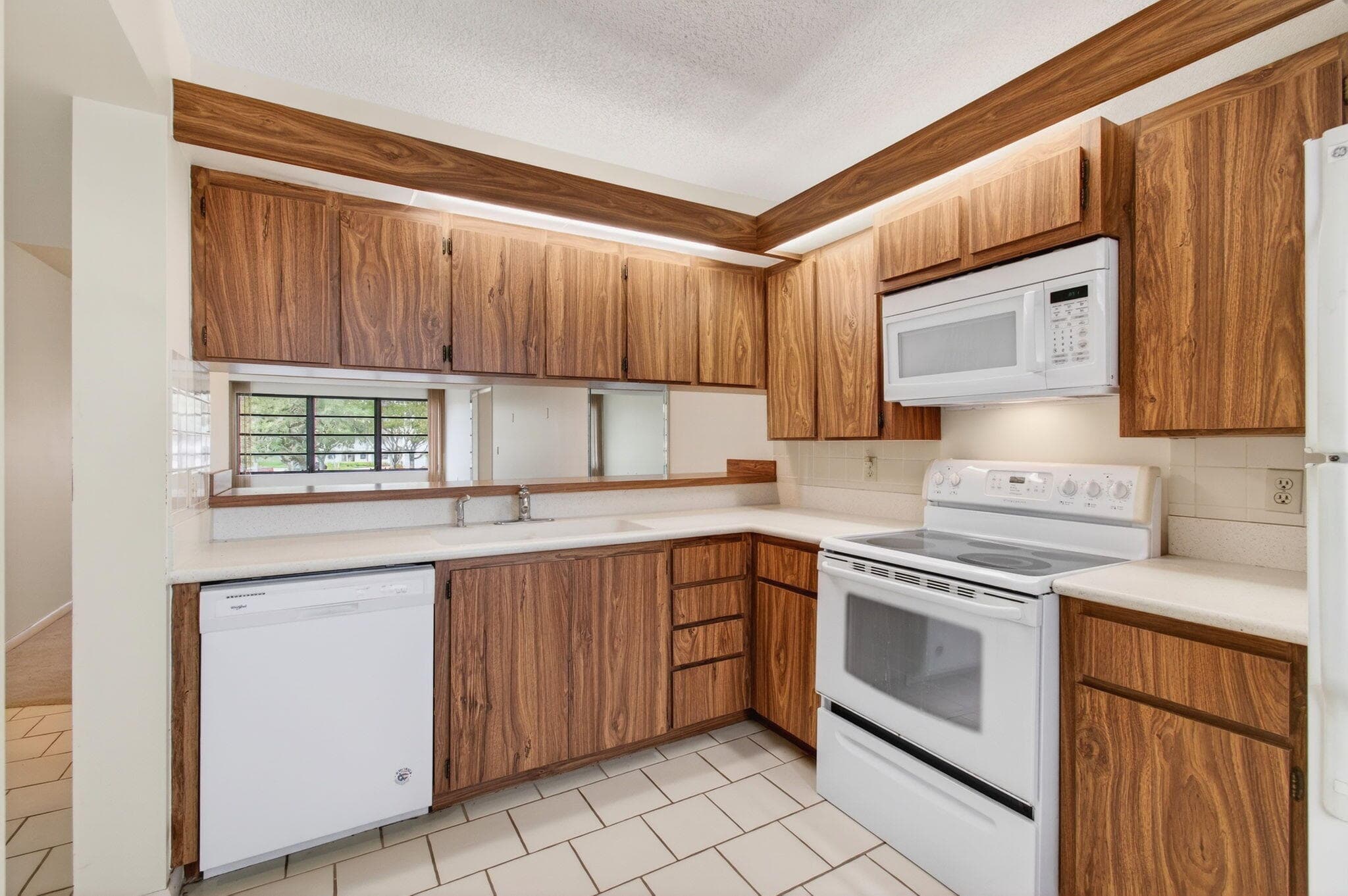 6049 Balboa Circle 205, Boca Raton, FL 33433 8