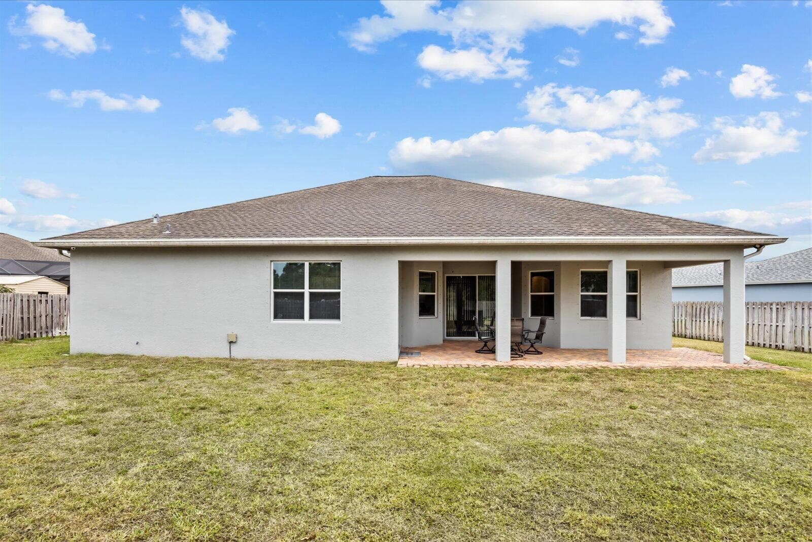 562 SW Souris Avenue, Port St. Lucie, FL 34953 31