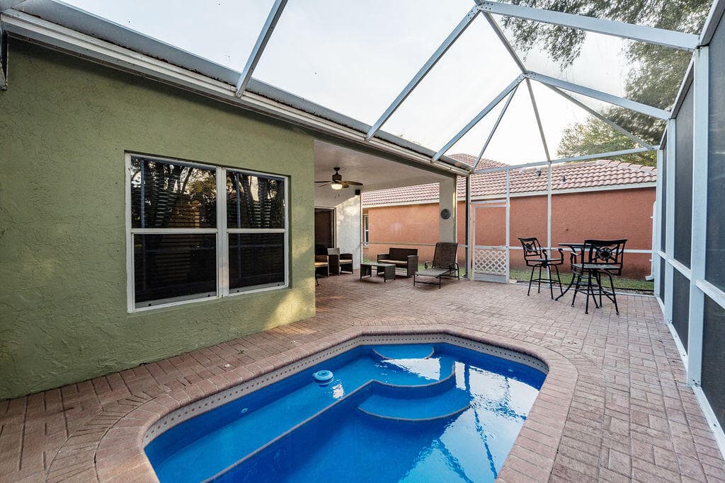 8063 Via Hacienda, Riviera Beach, FL 33418 27