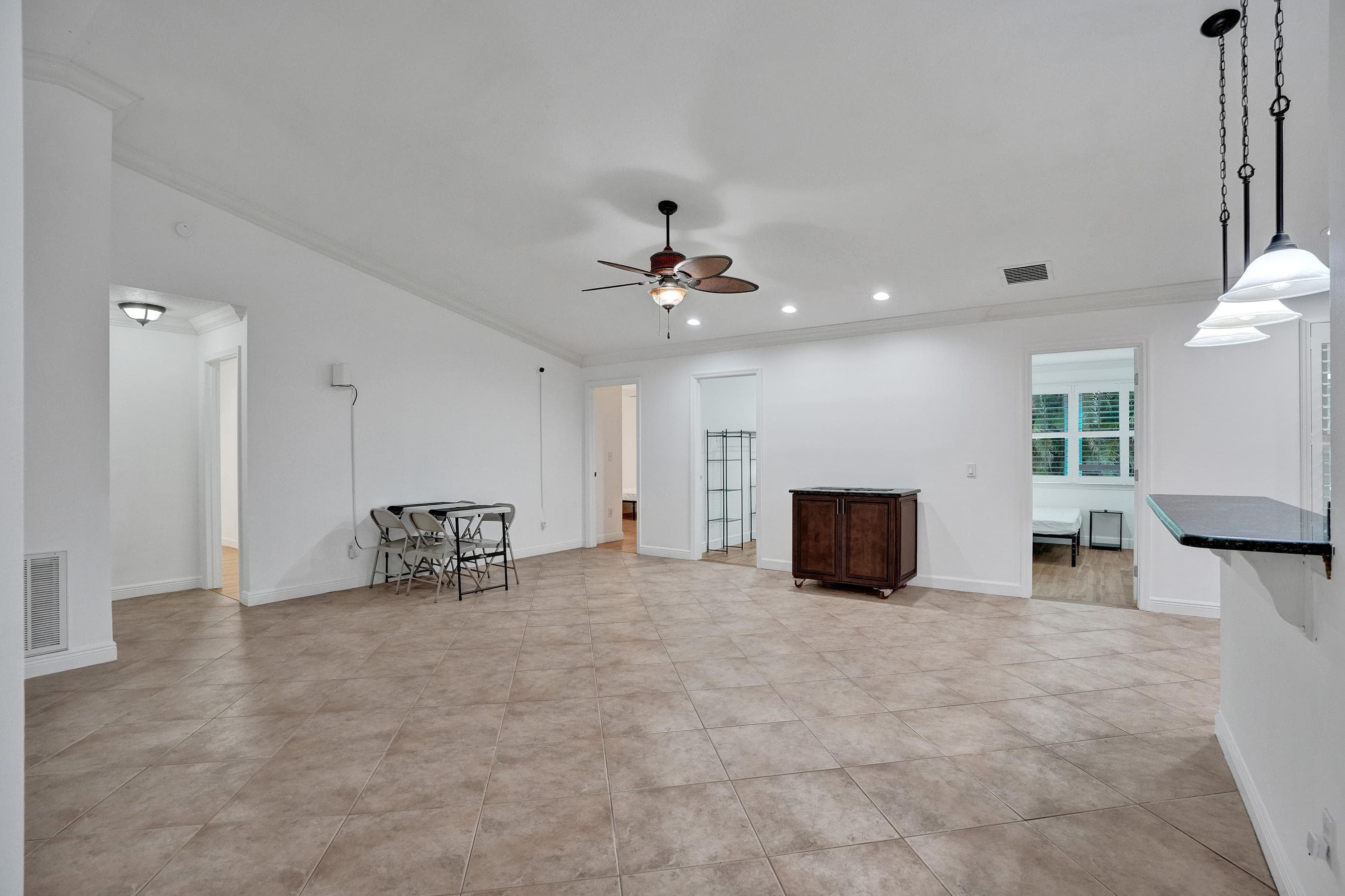 1075 W 30th Street, Riviera Beach, FL 33404 34