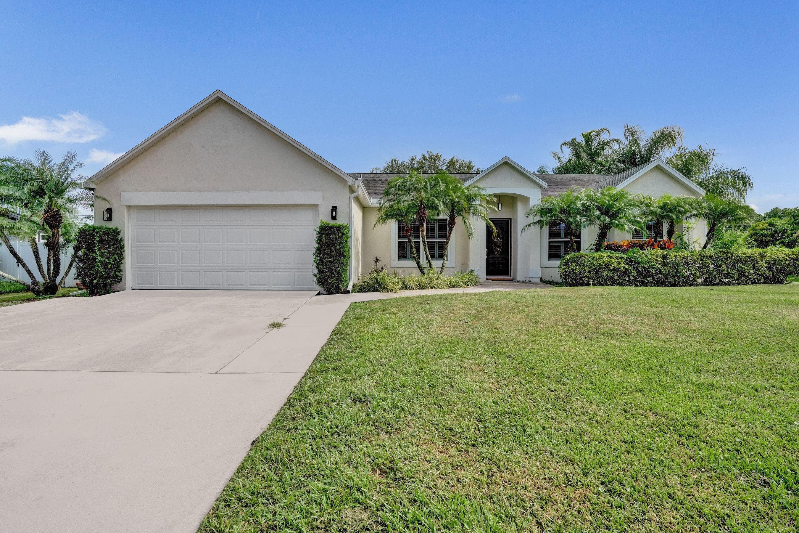 1075 W 30th Street, Riviera Beach, FL 33404 31
