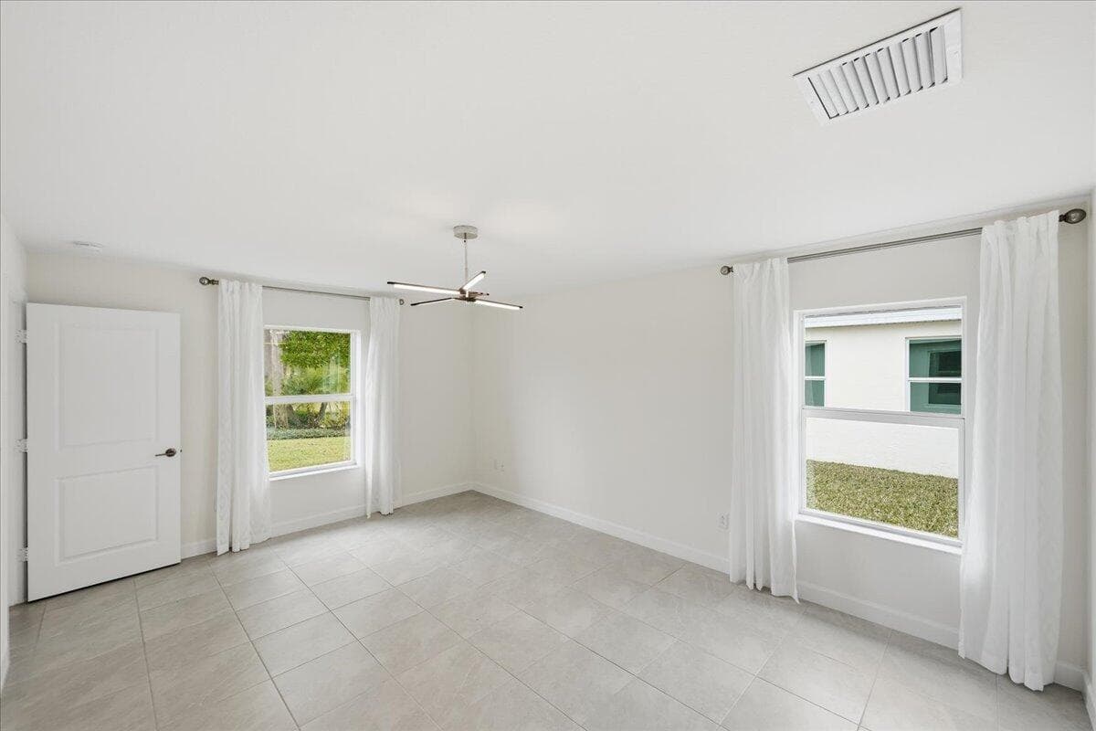 6205 NW Sweetwood Drive, Port St. Lucie, FL 34987 31