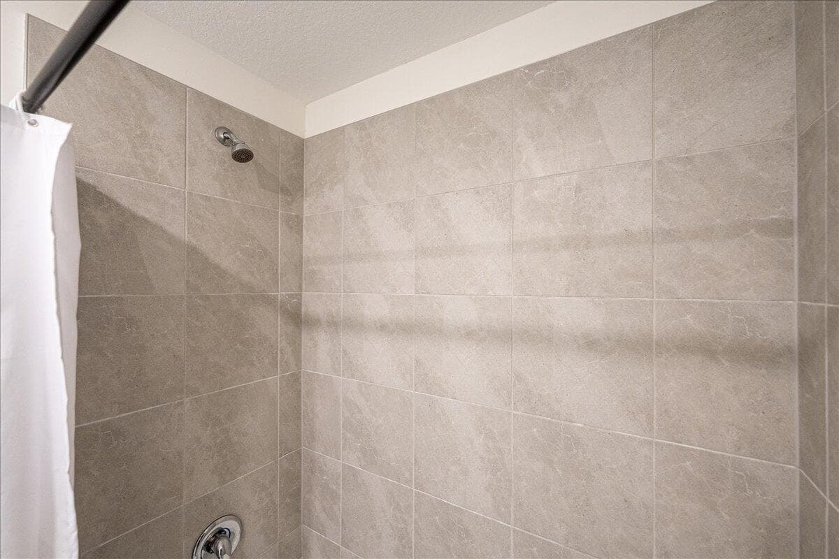6205 NW Sweetwood Drive, Port St. Lucie, FL 34987 49