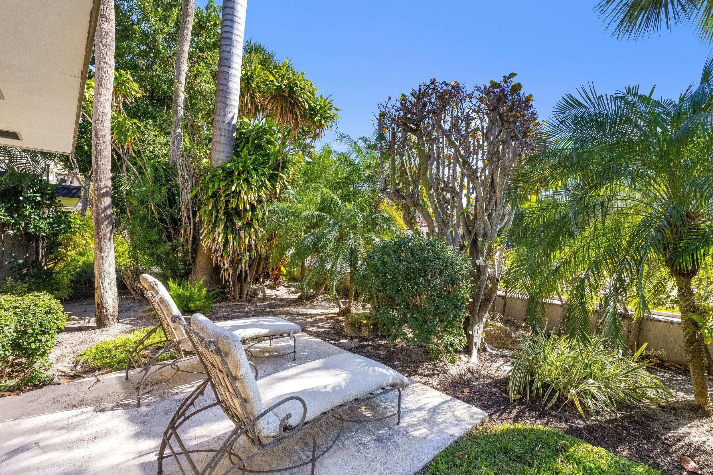 120 Sunset Avenue W 3 D, Palm Beach, FL 33480 32