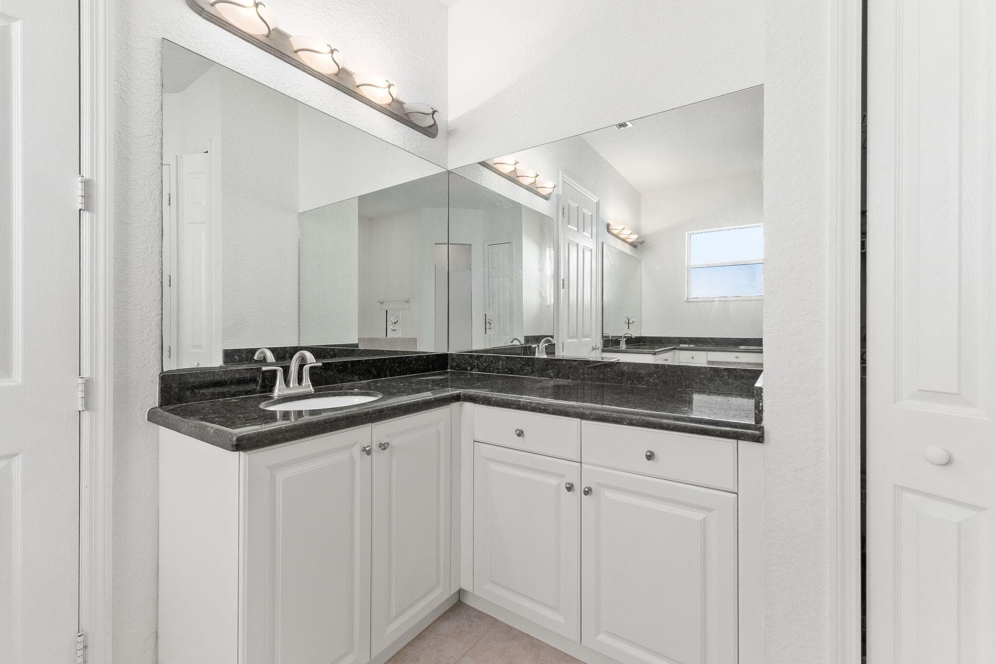 2019 SE Mantua Street, Port St. Lucie, FL 34952 14