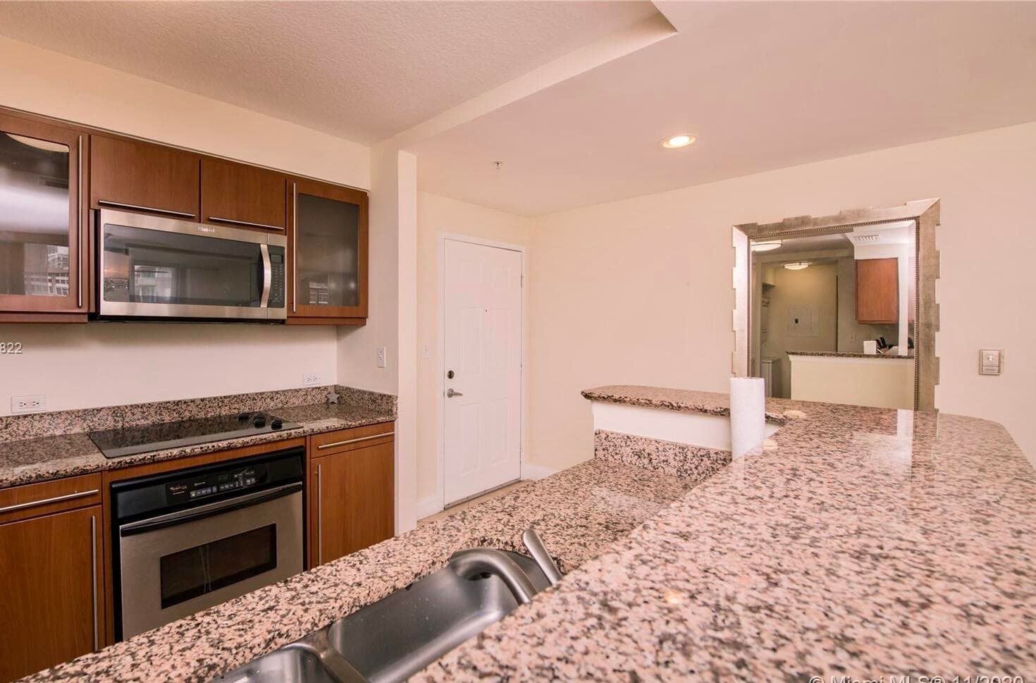 2080 S Ocean Drive Ph8, Hallandale Beach, FL 33009 25
