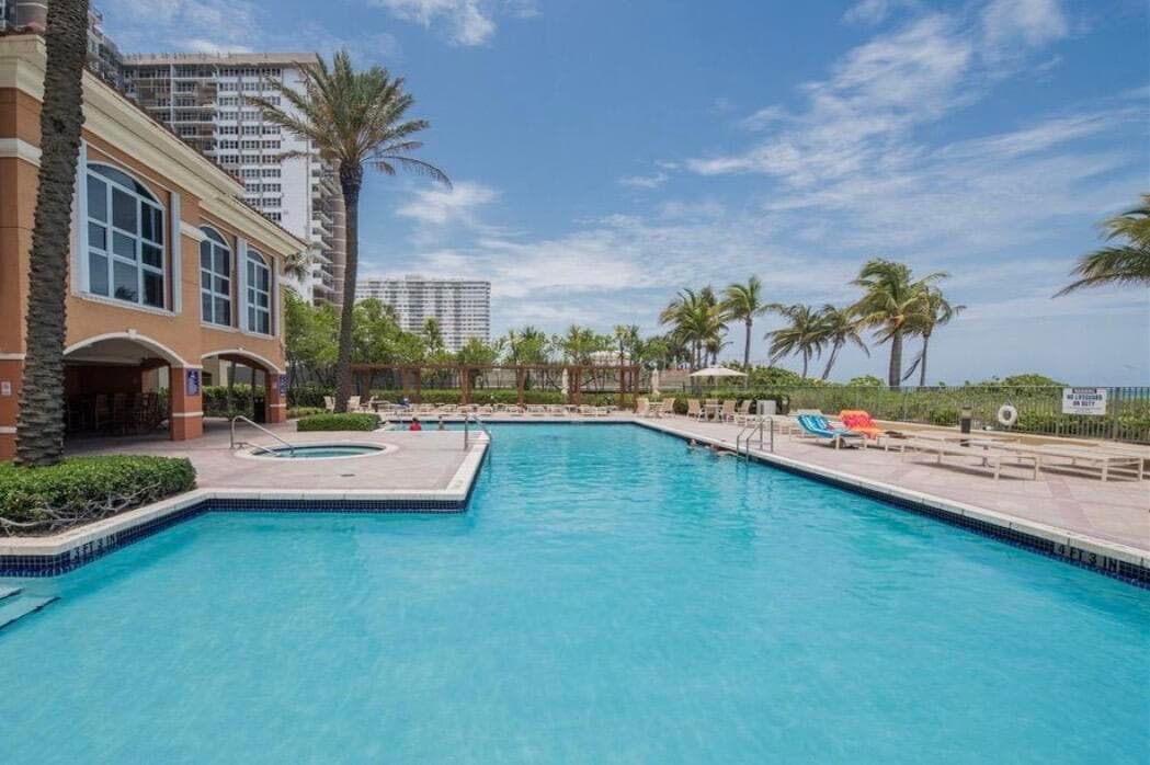 2080 S Ocean Drive Ph8, Hallandale Beach, FL 33009 31