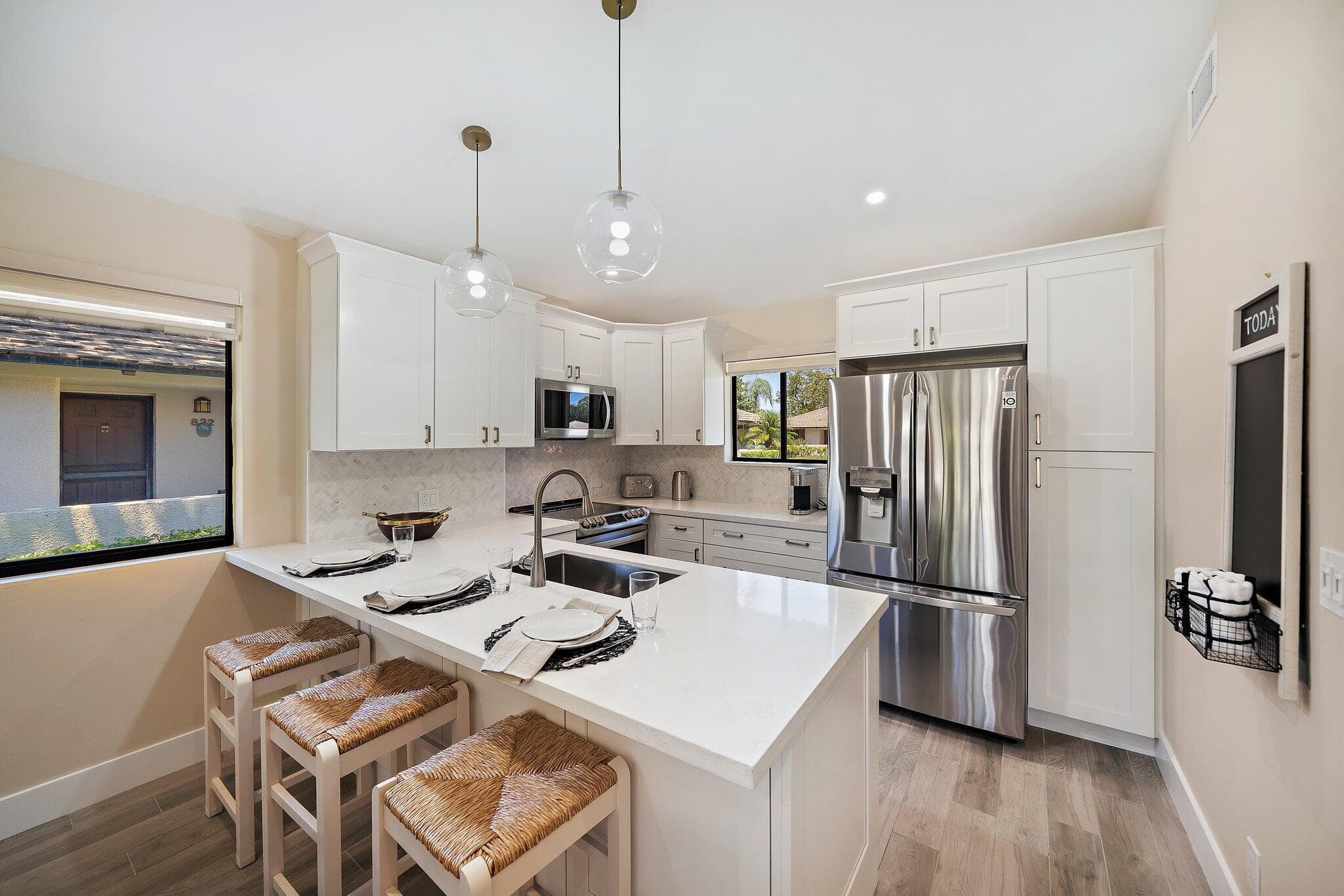 821 Club Drive, Palm Beach Gardens, FL 33418 3