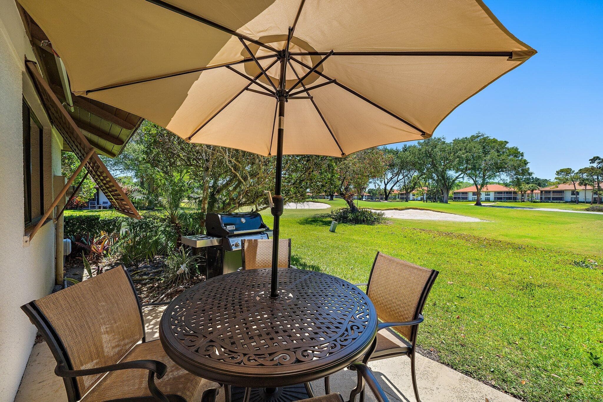 821 Club Drive, Palm Beach Gardens, FL 33418 19