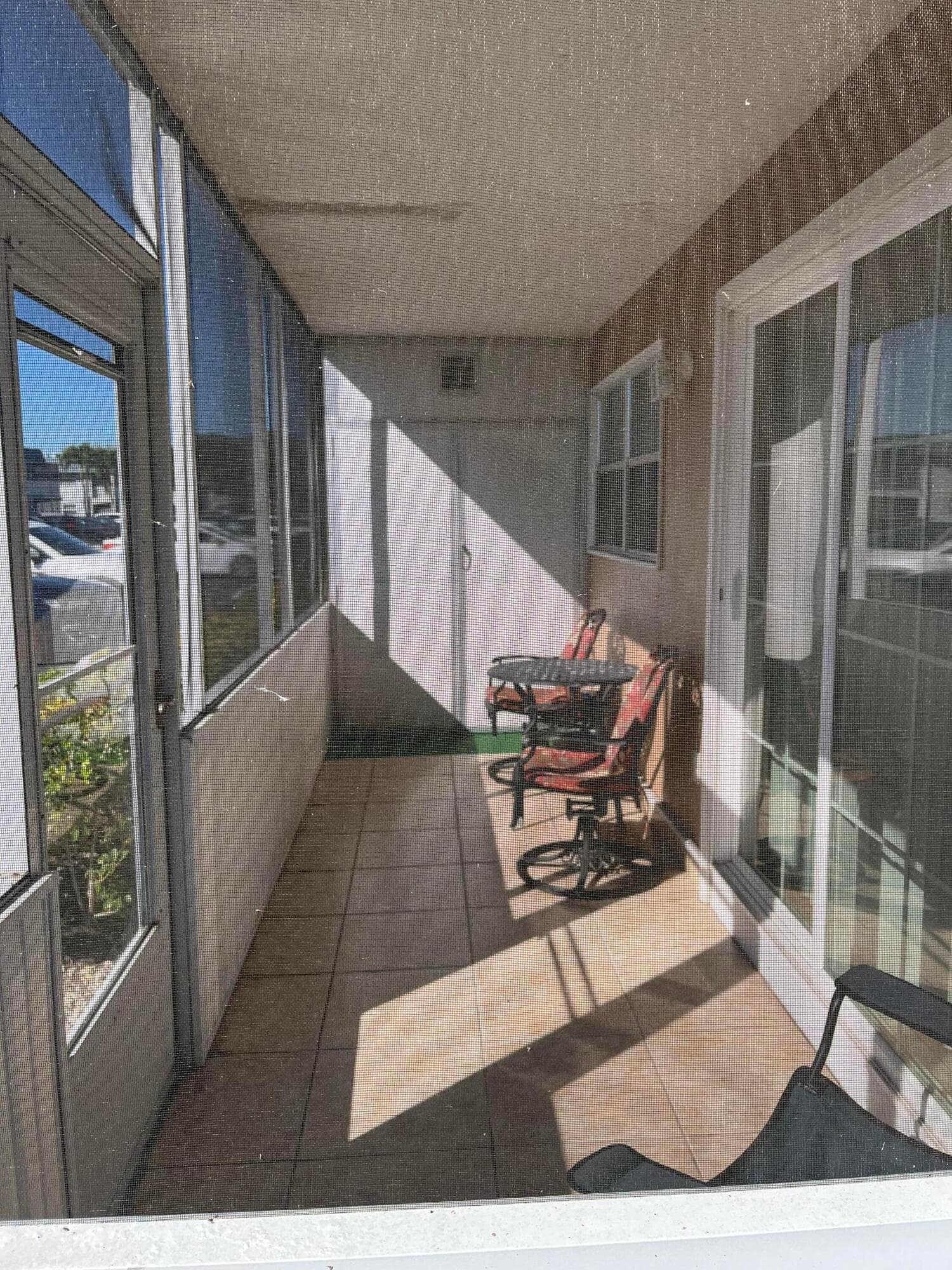 289 Brittany G, Delray Beach, FL 33446 32