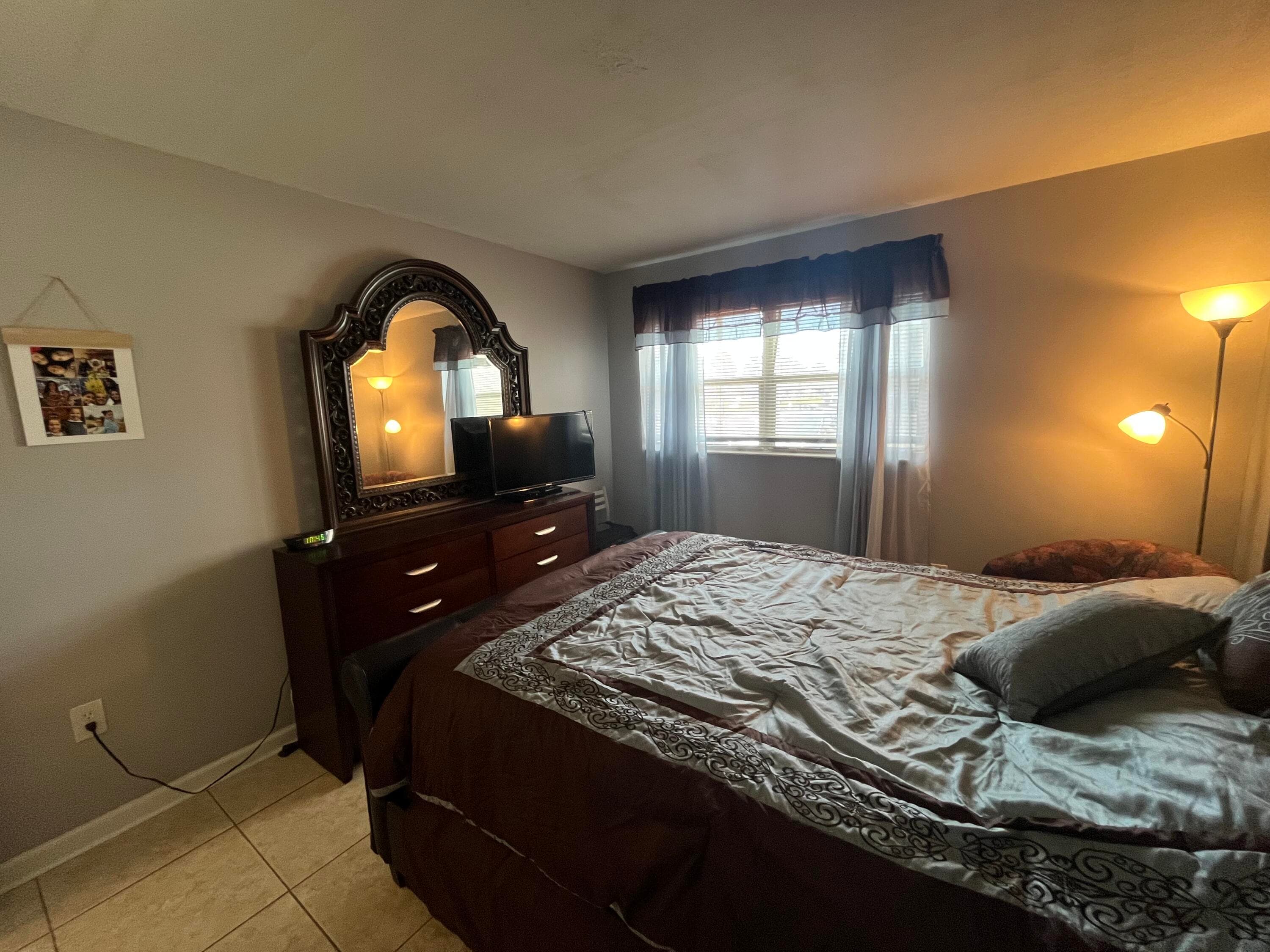 289 Brittany G, Delray Beach, FL 33446 17