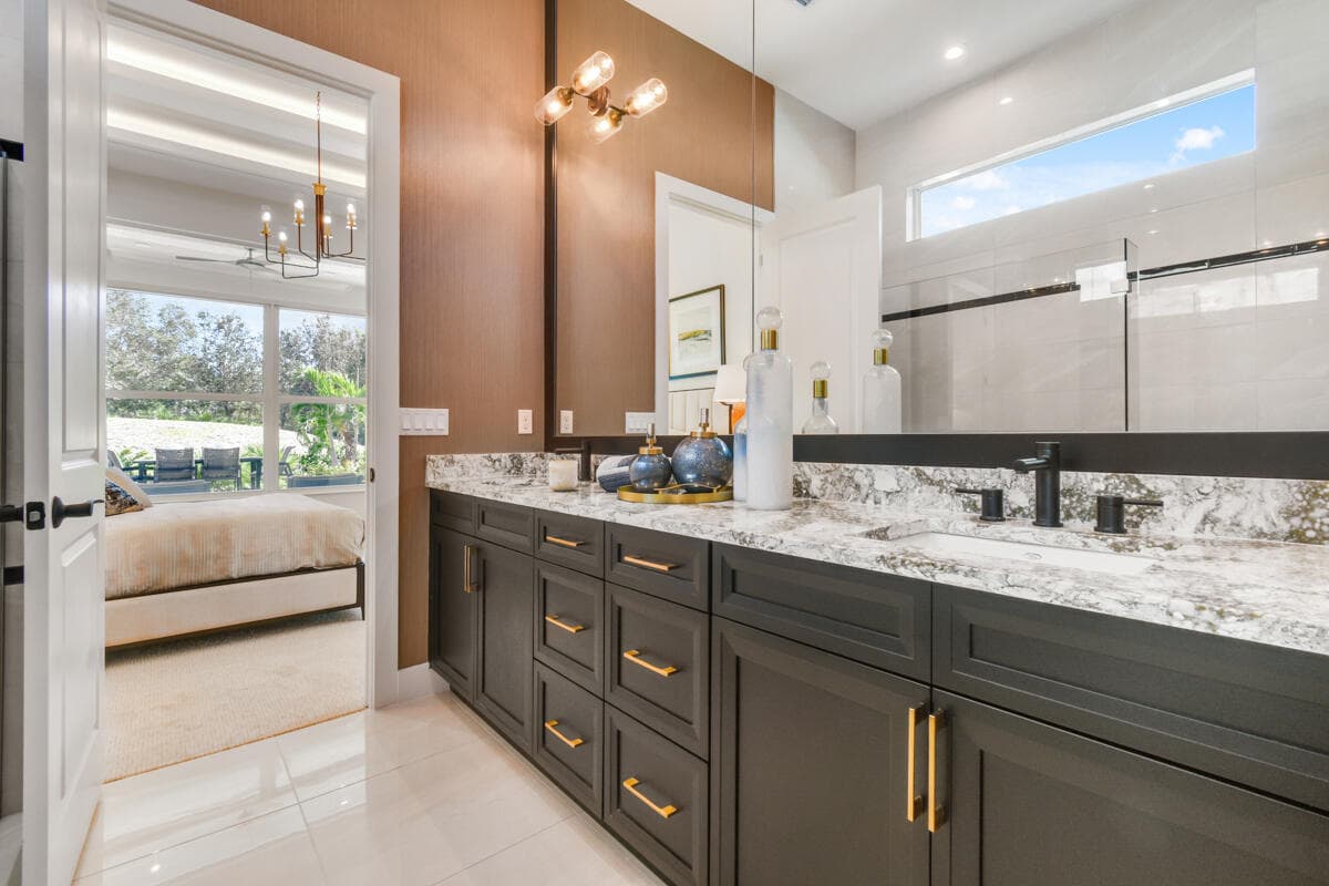 132 SE Via Tirso, Port St. Lucie, FL 34952 15