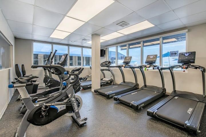 19201 Collins Avenue 337, Sunny Isles Beach, FL 33160 17