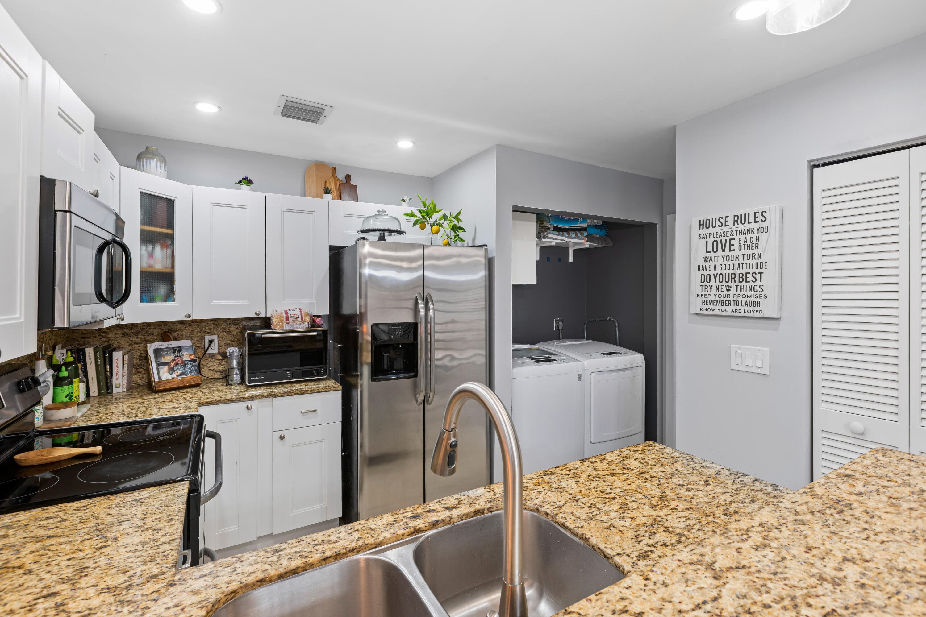 7176 Sportsmans Drive, North Lauderdale, FL 33068 41