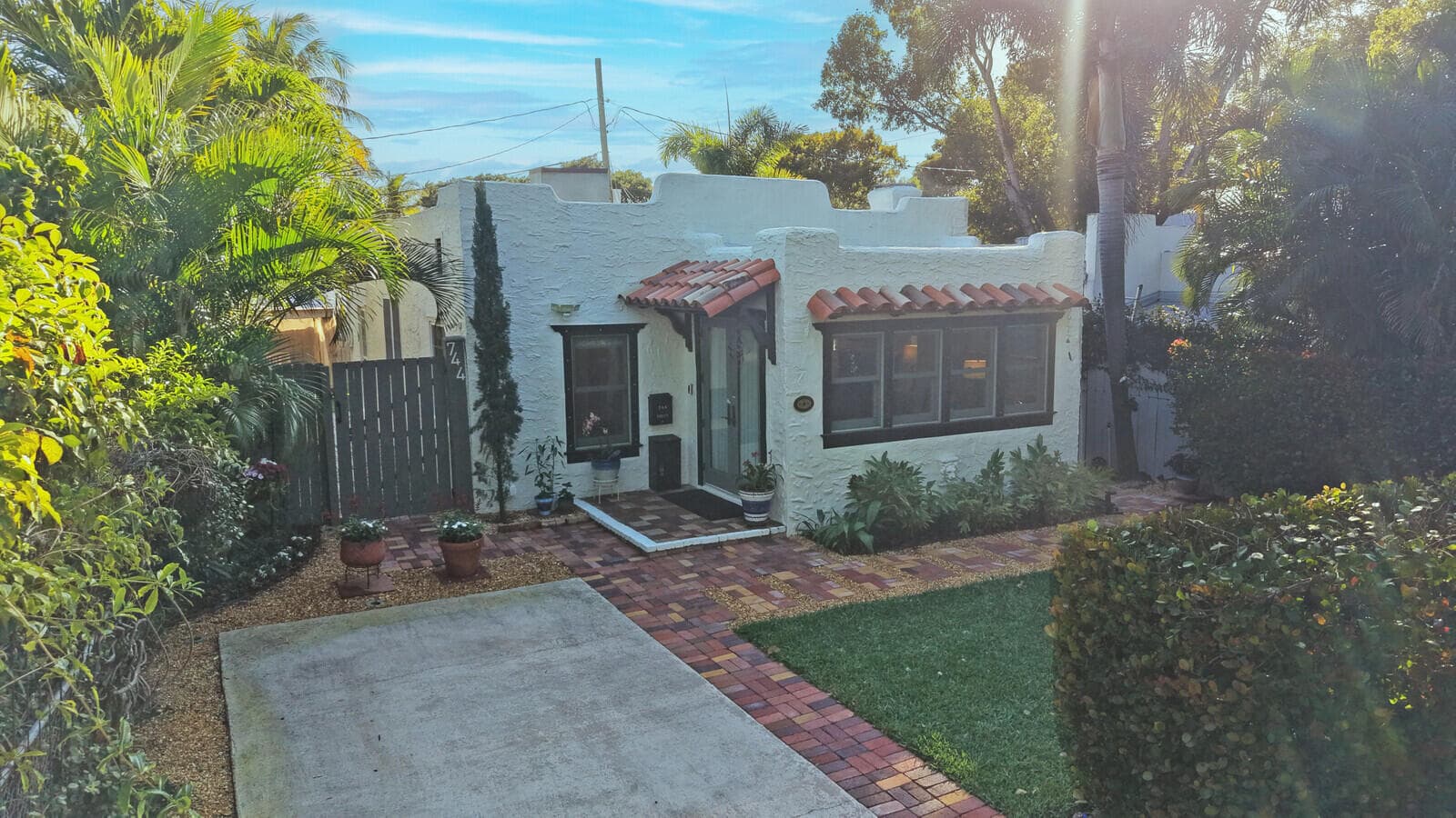 744 Penn Street, West Palm Beach, FL 33401 41