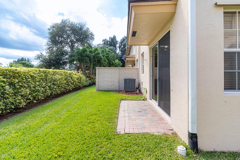 356 SE Bloxham Way, Stuart, FL 34997 6