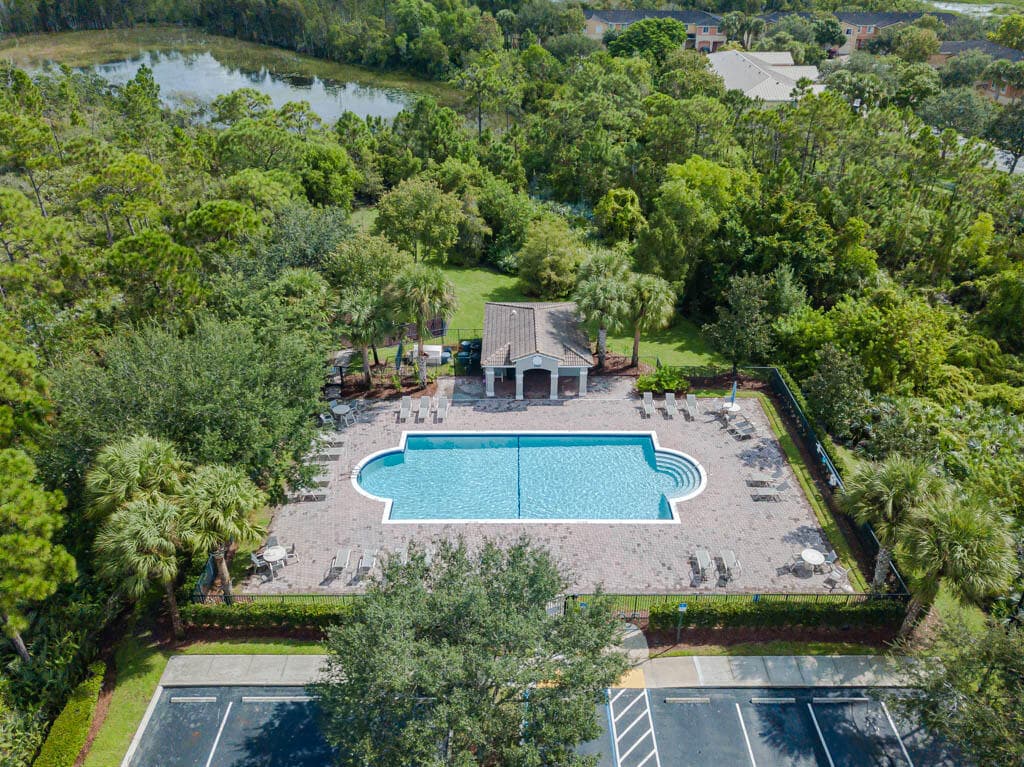 356 SE Bloxham Way, Stuart, FL 34997 55