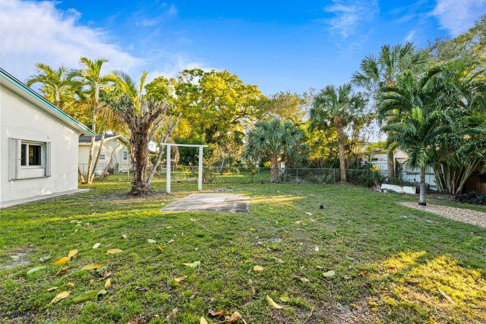 3443 NE 3rd Avenue, Oakland Park, FL 33334 50