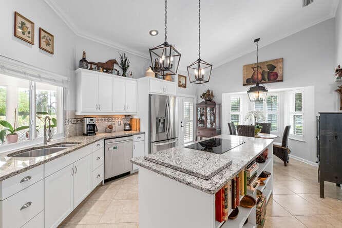 2760 Appaloosa Trail, Wellington, FL 33414