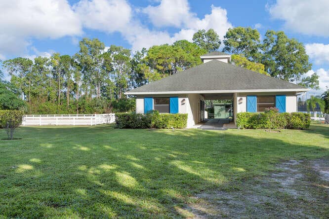 2760 Appaloosa Trail, Wellington, FL 33414 32