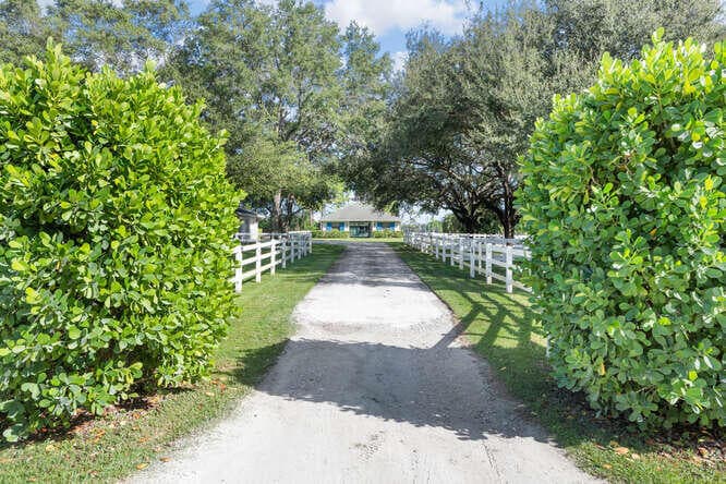 2760 Appaloosa Trail, Wellington, FL 33414 38