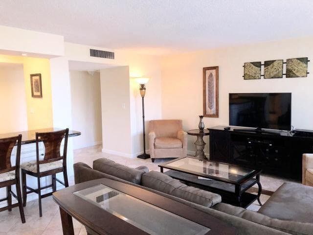 4200 N N Ocean Drive Drive 2-101, Riviera Beach, FL 33404 5