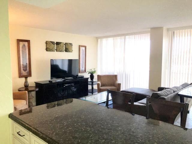 4200 N N Ocean Drive Drive 2-101, Riviera Beach, FL 33404 7